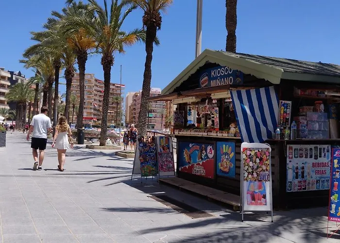 222 San Pascual, Playa Del Cura, *